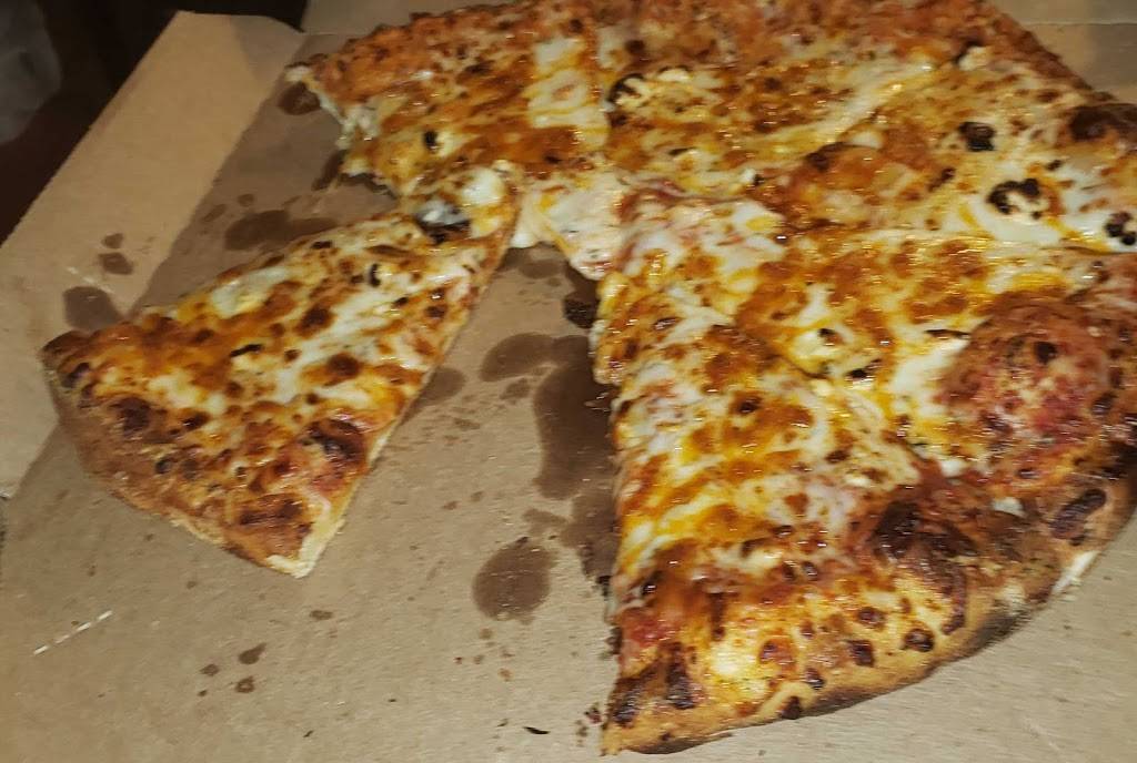 Dominos Pizza | meal delivery | 80 Summer St, Adams, MA 01220, USA | 4137437170 OR +1 413-743-7170