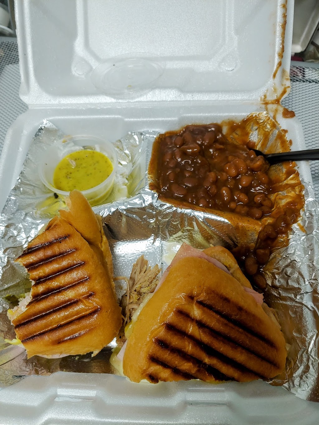 BBQ Pitts Stop | restaurant | 372 E Glazypeau Rd, Hot Springs, AR 71909, USA | 9016189427 OR +1 901-618-9427