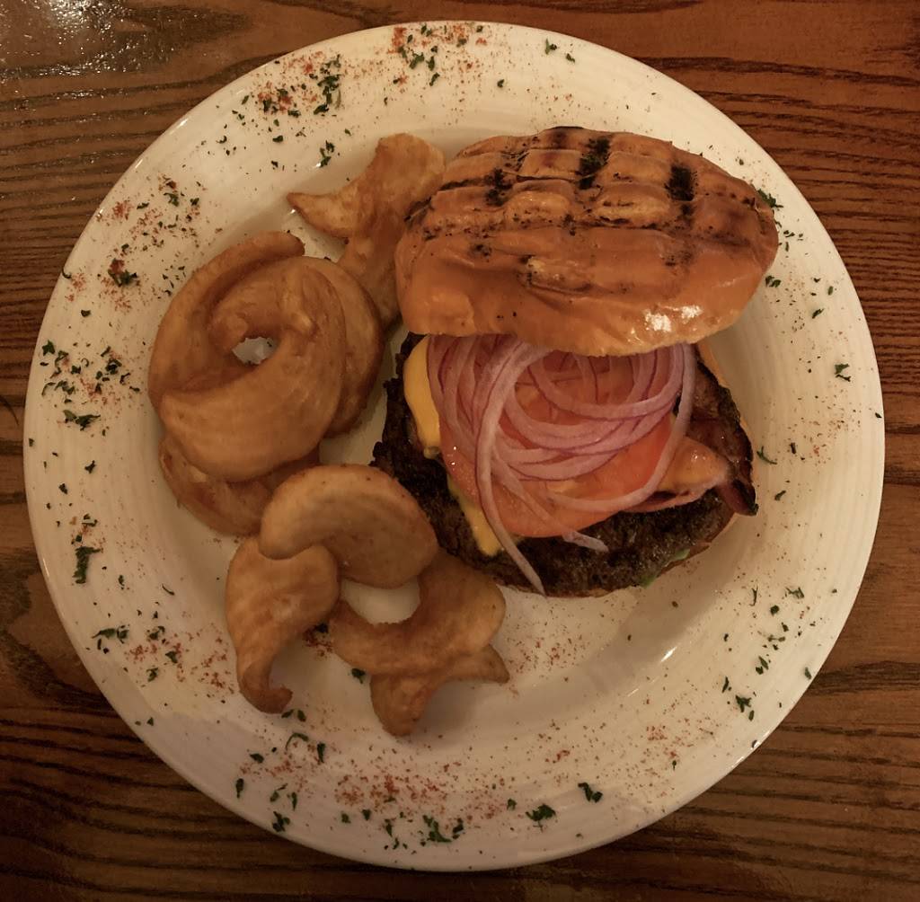 An Tobar Irish Pub | restaurant | Sheraton Orlando North Hotel, 600 North Lake Destiny Road, Maitland, FL 32751, USA | 4075517627 OR +1 407-551-7627