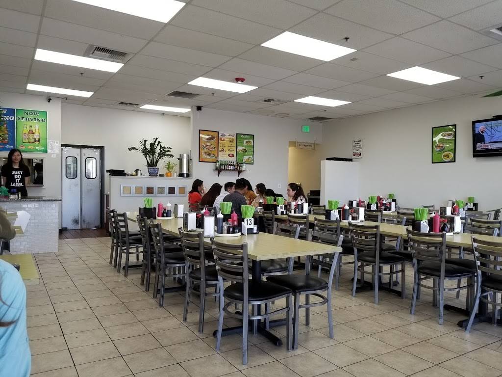 DT Noodle | restaurant | 5015 Foothills Blvd, Roseville, CA 95747, USA | 9167978883 OR +1 916-797-8883