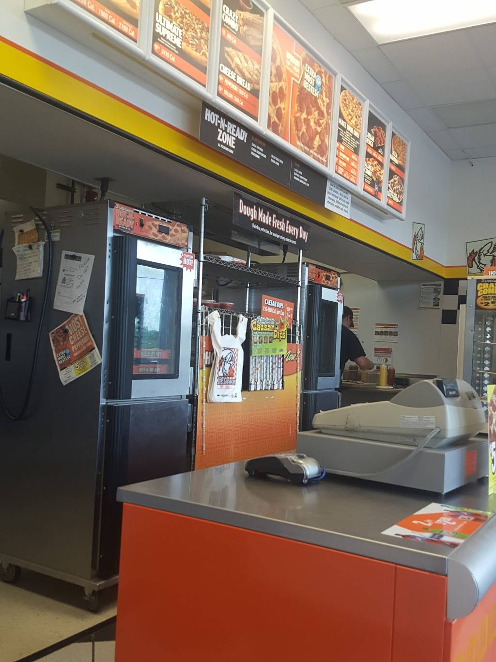 Little Caesars Pizza | meal takeaway | 1165 Gravois Rd, Fenton, MO 63026, USA | 6363437374 OR +1 636-343-7374