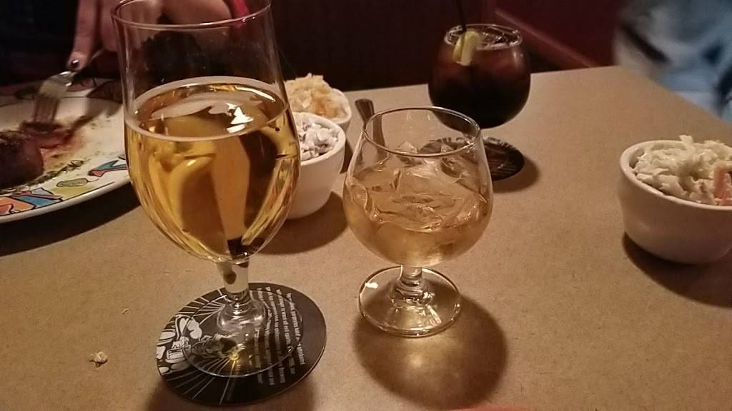 Martys Blue Room | restaurant | 100 Old Newport St, Nanticoke, PA 18634, USA | 5707357028 OR +1 570-735-7028