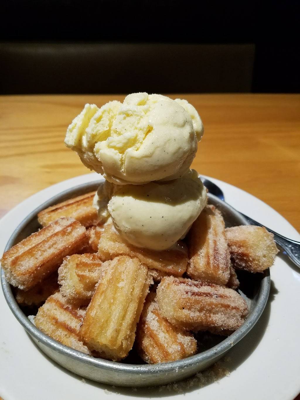 BJs Restaurant & Brewhouse | restaurant | 6424 Canoga Ave, Woodland Hills, CA 91367, USA | 8183401748 OR +1 818-340-1748