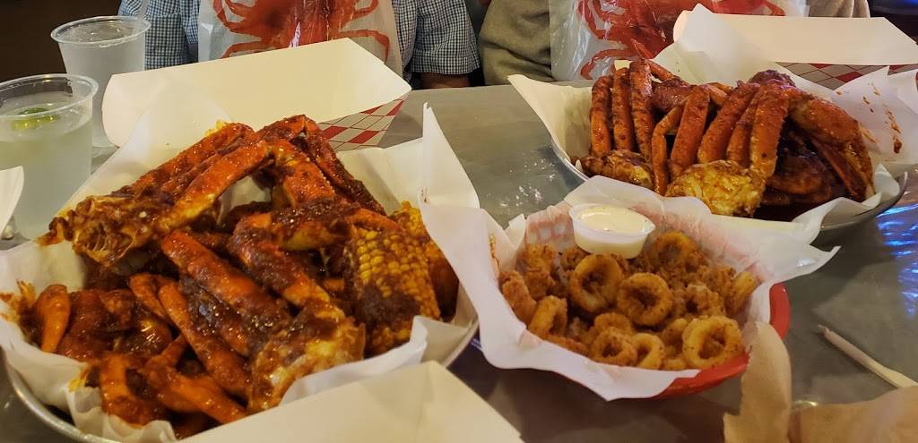 Red Claws Crab Shack | restaurant | 4629 S Cooper St #111, Arlington, TX 76017, USA | 8176425431 OR +1 817-642-5431