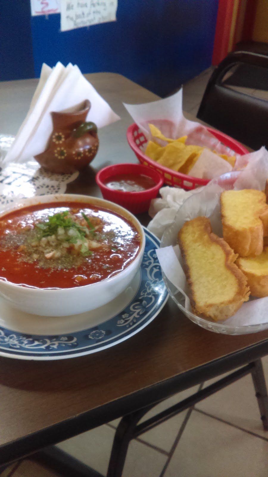 Don Hector | restaurant | 208 S 2nd Ave, Dodge City, KS 67801, USA | 6204302313 OR +1 620-430-2313