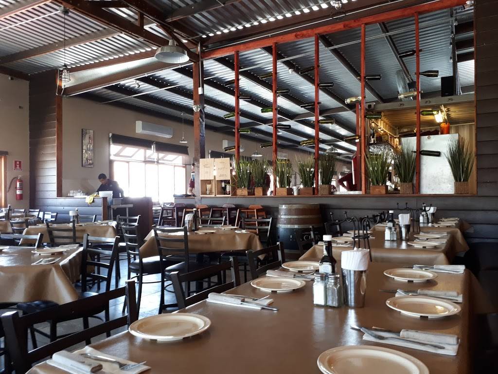 Las Tablas | restaurant | Paseo del Río 6617, Río Tijuana 3a. Etapa, Rio Tijuana 3ra Etapa, 22226 Tijuana, B.C., Mexico | 016642087487 OR +52 664 208 7487