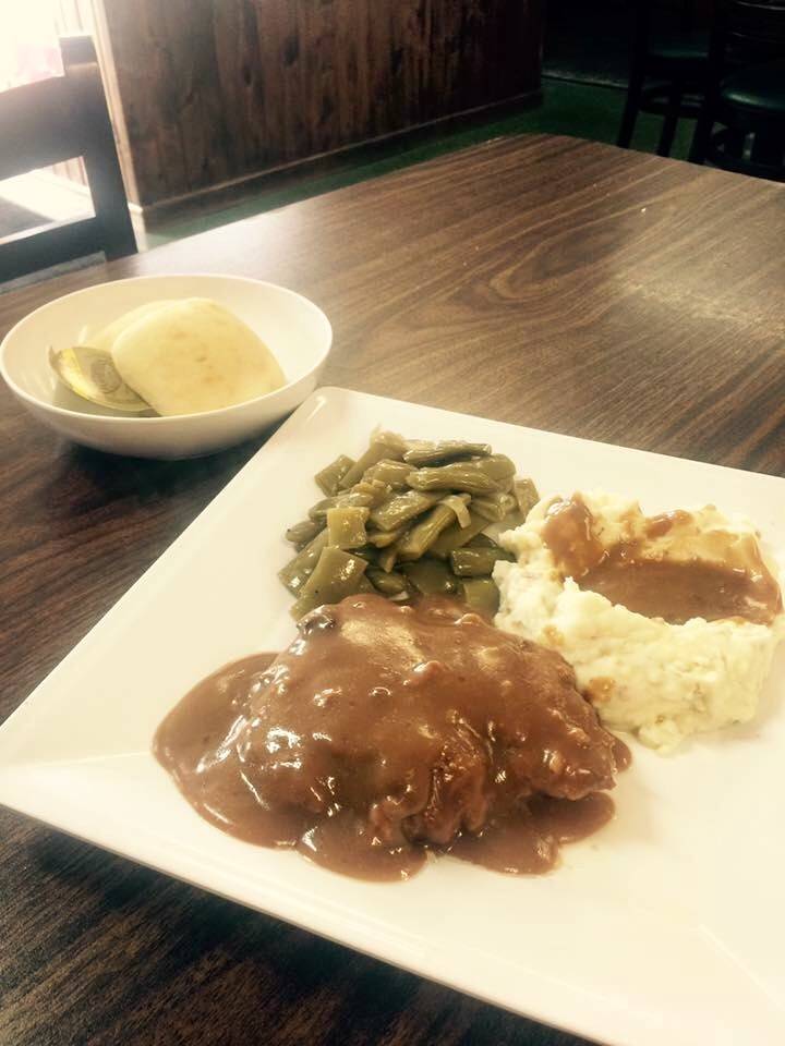 Hilltop Pizza | restaurant | 9524, 36 New Haven Rd, Mt Alto, WV 25264, USA | 3048953477 OR +1 304-895-3477