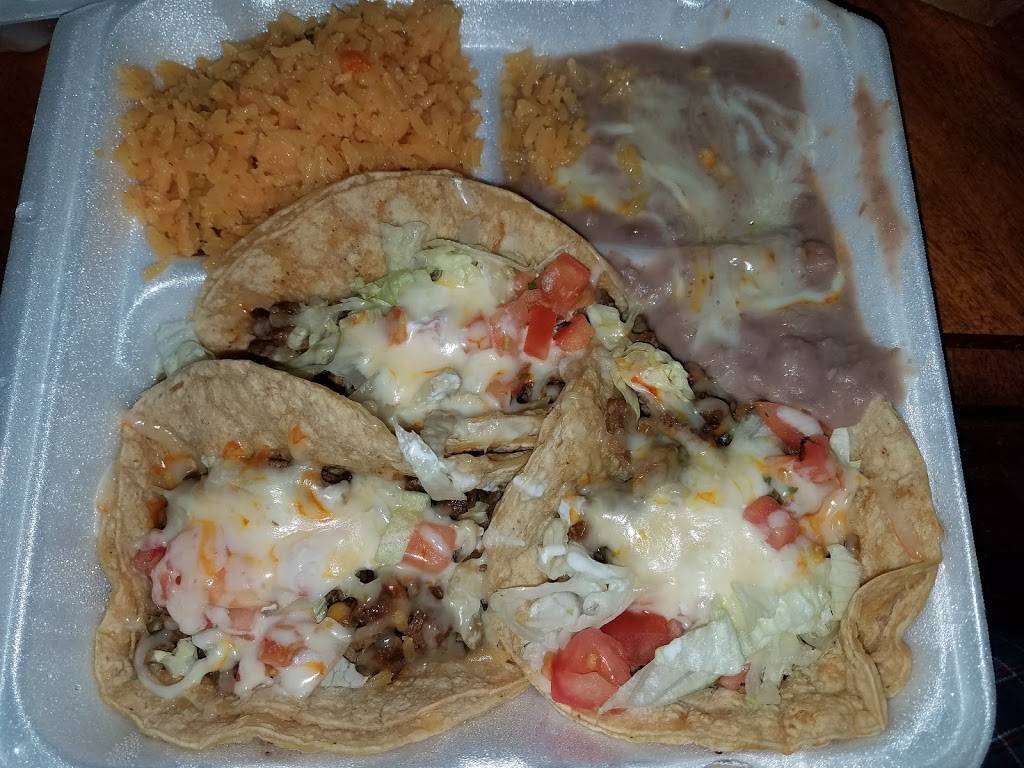 The Famous Taco Burrito | meal delivery | 3613, 2817 W Irving Park Rd, Chicago, IL 60618, USA | 7735831517 OR +1 773-583-1517