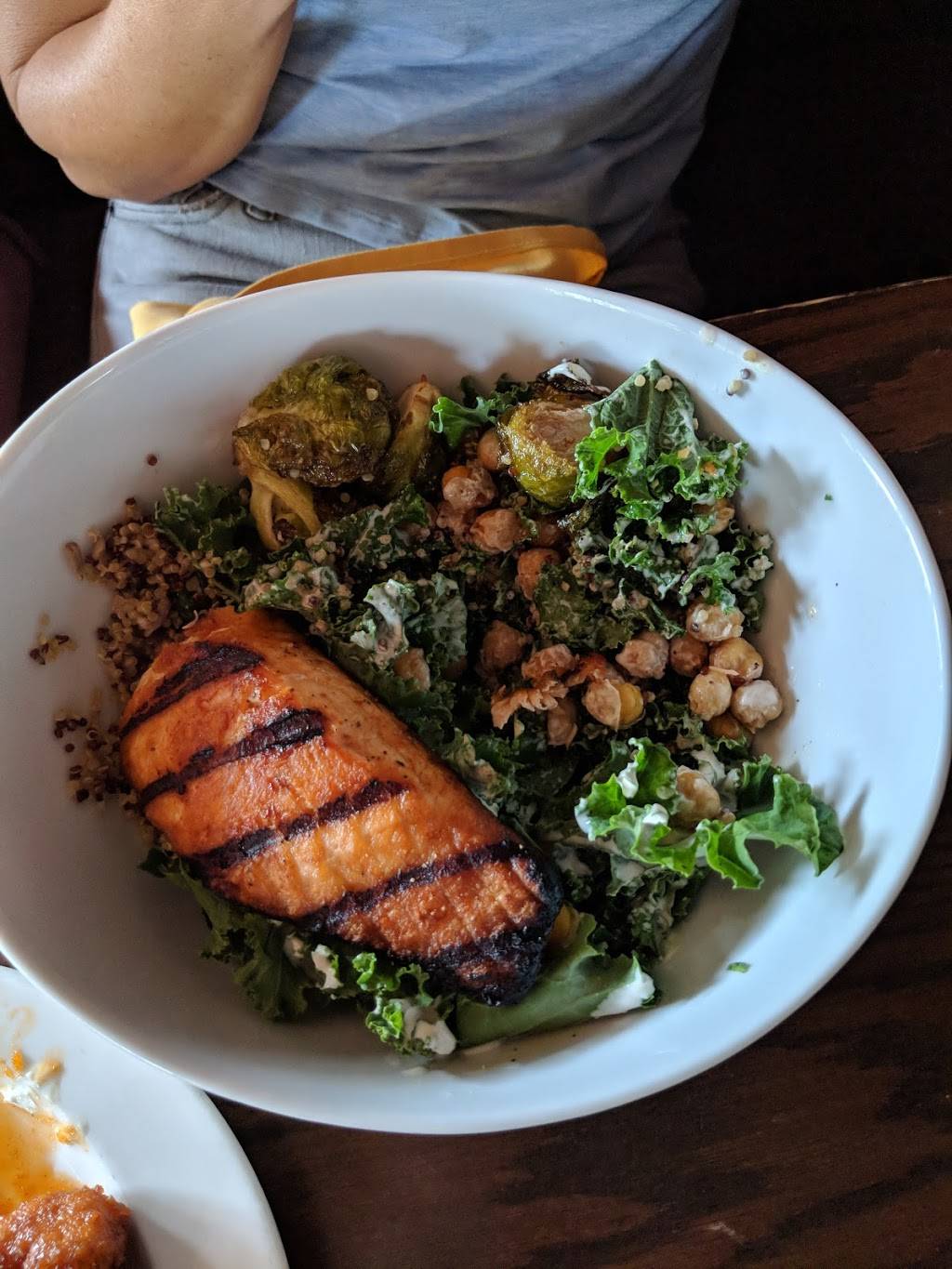 Black Horse Tavern | restaurant | 32 Waterfield Rd, Winchester, MA 01890, USA | 7813691620 OR +1 781-369-1620