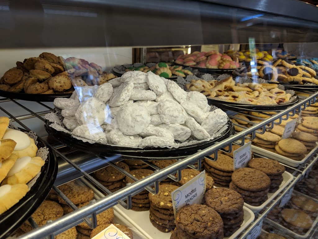 Golden Brown Bakery, Inc. | bakery | 421 Phoenix St, South Haven, MI 49090, USA | 2696373418 OR +1 269-637-3418