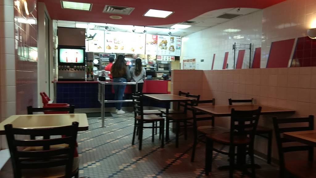 KFC | restaurant | 5380 Pearl Rd, Parma, OH 44129, USA | 4408847100 OR +1 440-884-7100