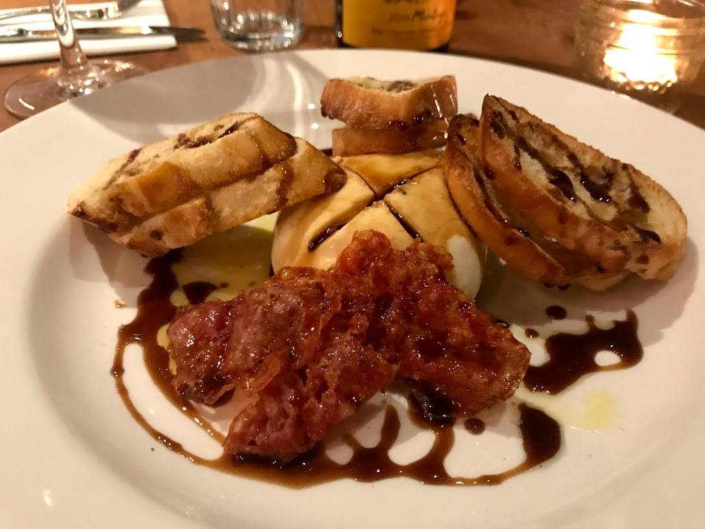 Casa Toscana | restaurant | 22 Main St W, Grimsby, ON L3M 1R4, Canada | 2892358888 OR +1 289-235-8888