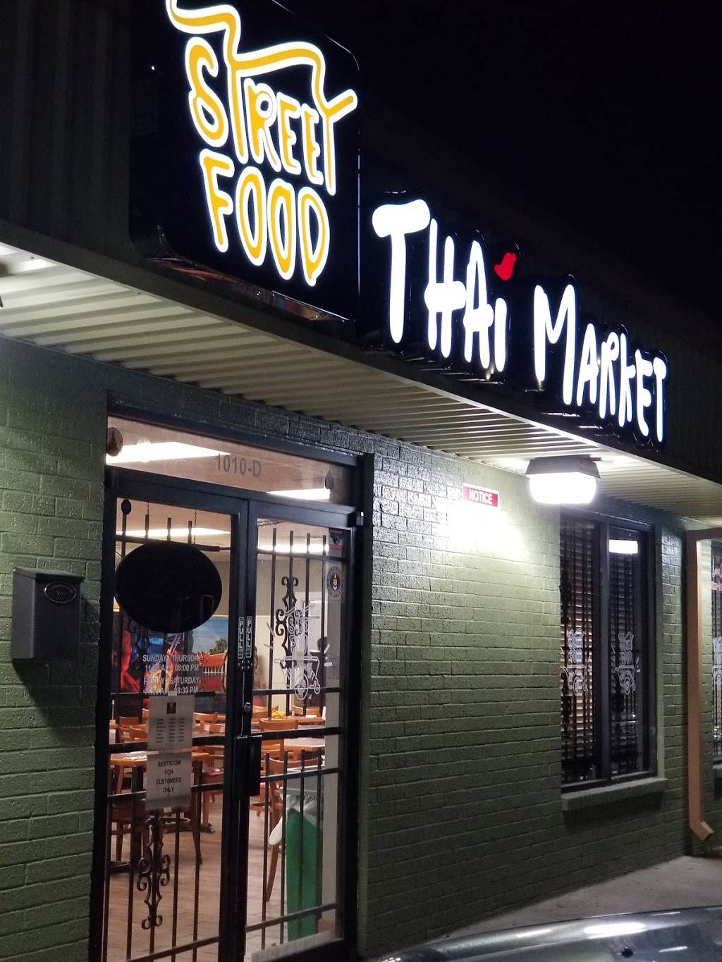 Street Food Thai Market | restaurant | 1010 W Cavalcade St suite d, Houston, TX 77009, USA | 3464063177 OR +1 346-406-3177