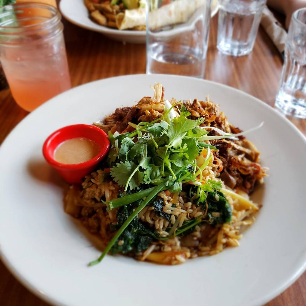 Isabels Cantina | restaurant | 966 Felspar St, San Diego, CA 92109, USA | 8582728400 OR +1 858-272-8400