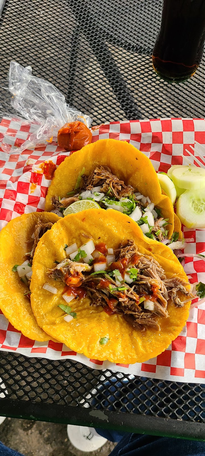 QUESADILLAS EL JUNIOR | restaurant | Lankershim Blvd &, Peoria St, Los Angeles, CA 91352, USA | 8184555770 OR +1 818-455-5770