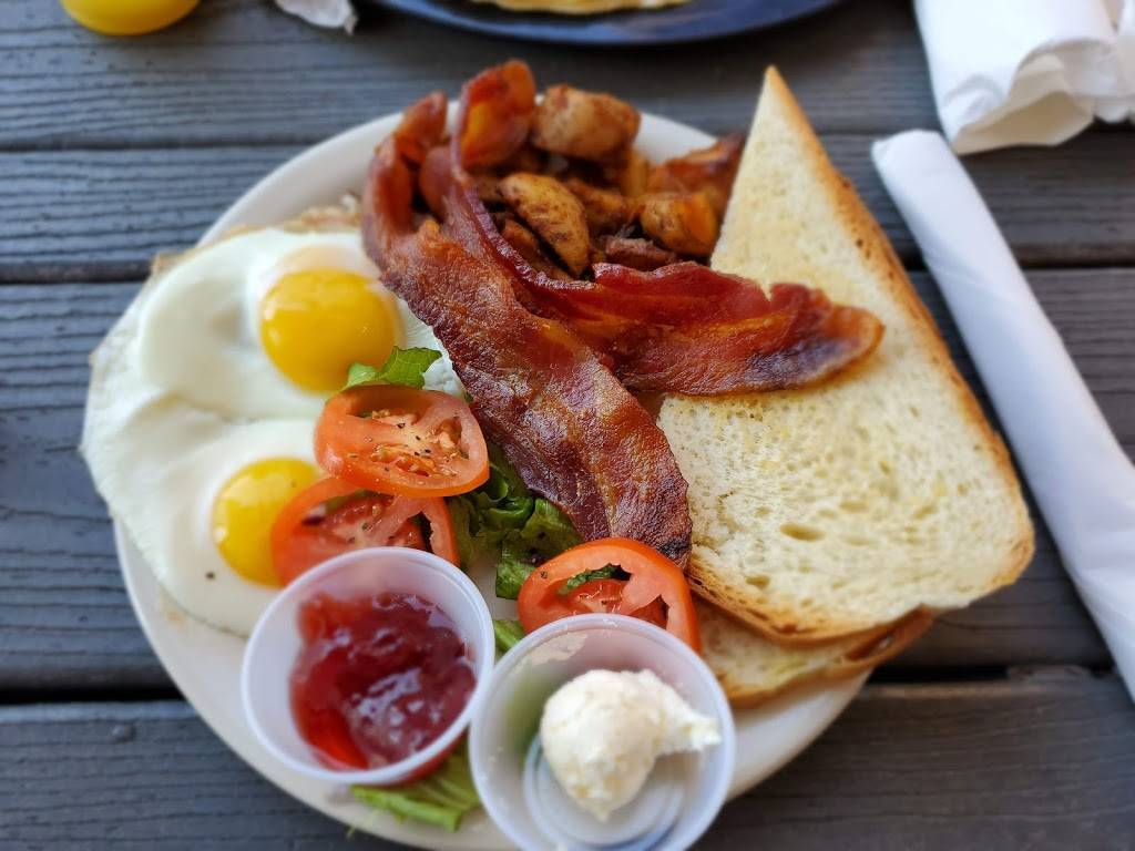 BuzzBrews Kitchen | restaurant | CENTRAL (THE ORIGINAL, 4154 N Central Expy, Dallas, TX 75204, USA | 2148267100 OR +1 214-826-7100