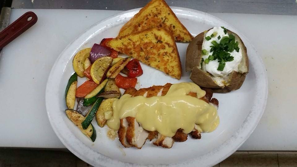 Kelly Creek Sports Bar & Grill | restaurant | 2155 NE Division St, Gresham, OR 97030, USA | 5035128795 OR +1 503-512-8795