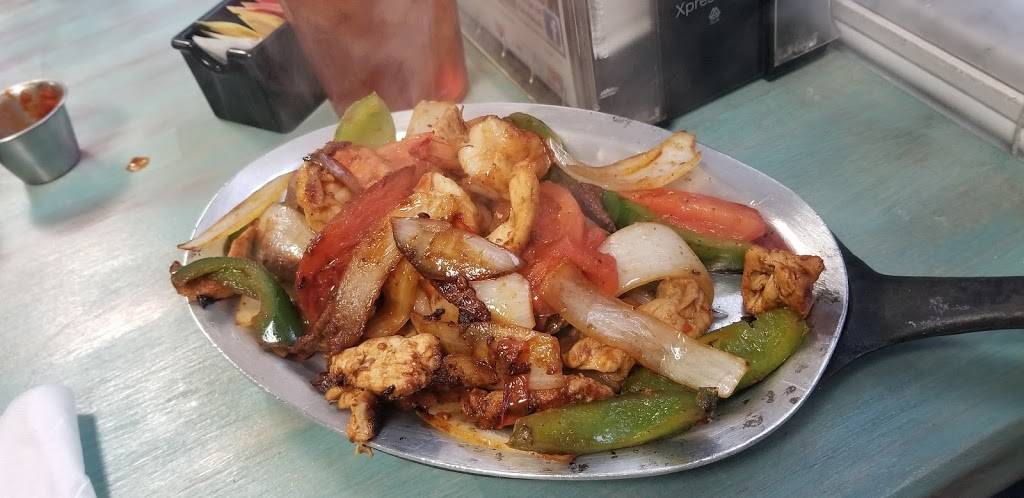 Costa Azul Mexican Restaurant | restaurant | 2311 Okeechobee Rd, Fort Pierce, FL 34950, USA | 7724682938 OR +1 772-468-2938