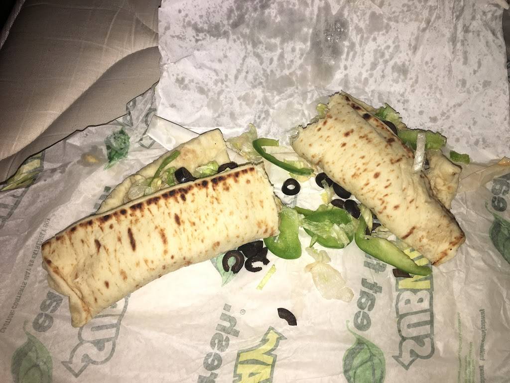 Subway | meal takeaway | 4100 E Colfax Ave, Denver, CO 80220, USA | 3033225110 OR +1 303-322-5110