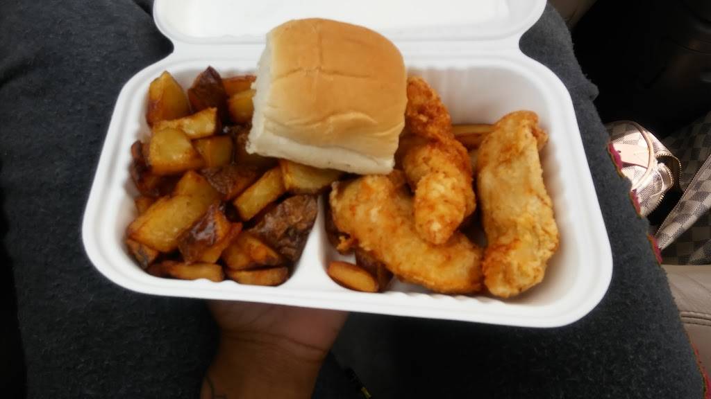 Chicken Shack Warren Ryan Rd. | meal takeaway | 4040 E Eleven Mile Rd, Warren, MI 48091, USA | 5867582888 OR +1 586-758-2888