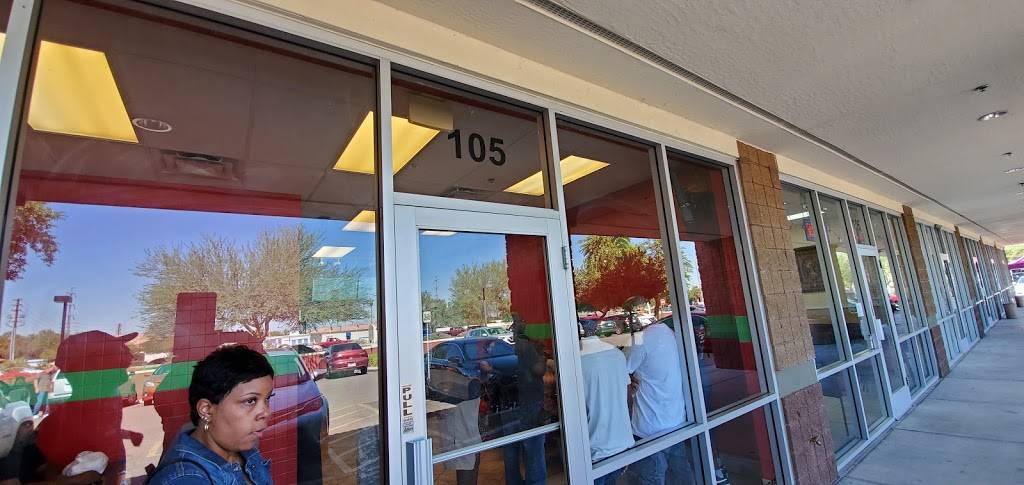 Harolds Chicken | meal takeaway | 1635 E Baseline Rd suite 105, Phoenix, AZ 85042, USA | 6026751082 OR +1 602-675-1082