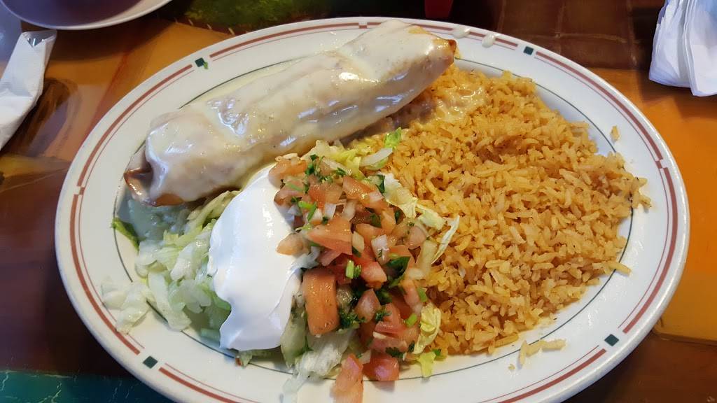 El Rancherito | restaurant | 819 W Lincoln Ave, Charleston, IL 61920, USA | 2173455038 OR +1 217-345-5038
