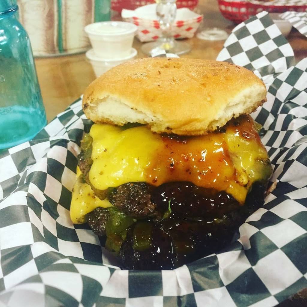 Kickin Wings | meal delivery | 4990 Kipling St #15, Wheat Ridge, CO 80033, USA | 3034256825 OR +1 303-425-6825