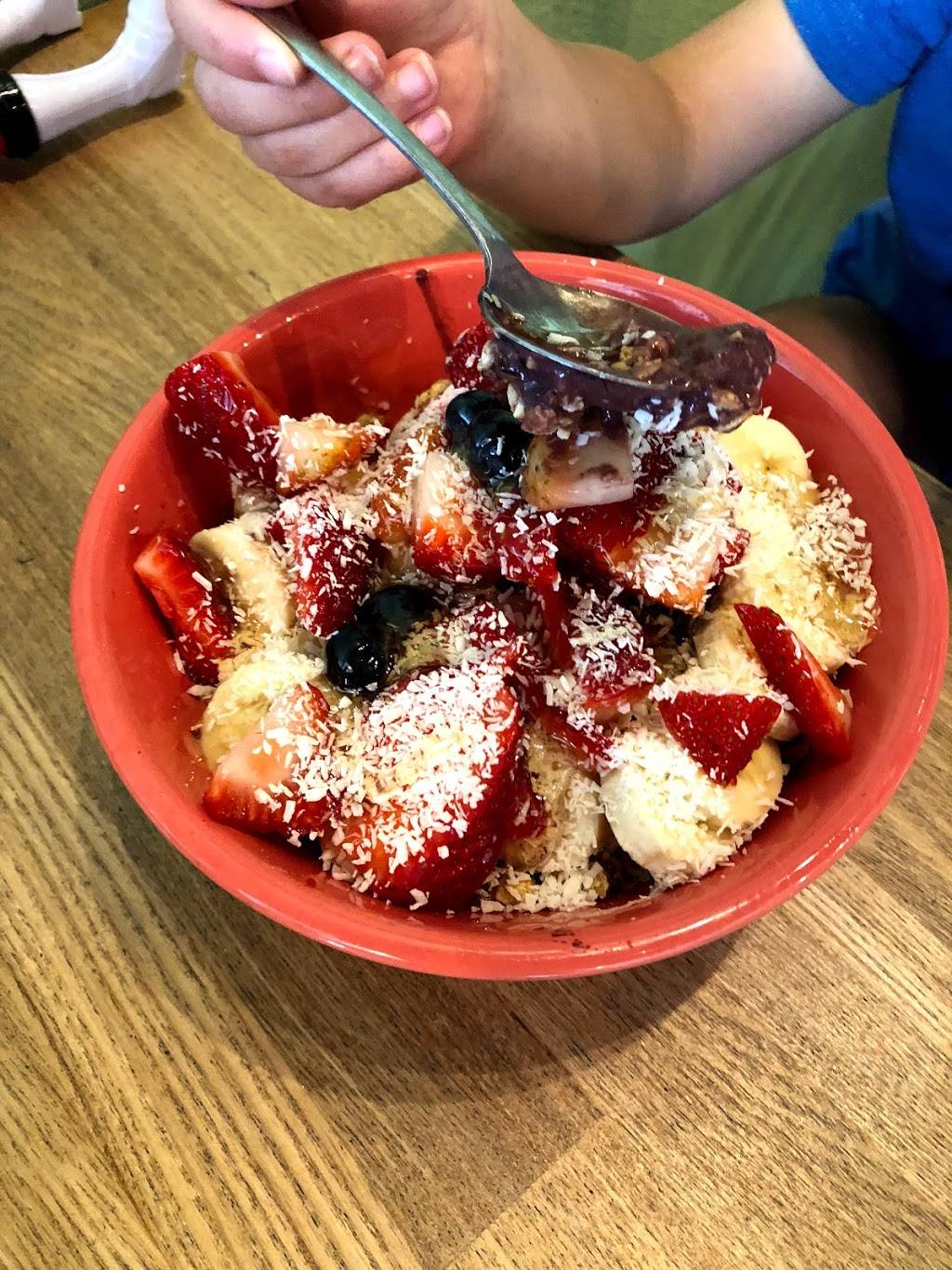 Backyard Bowls | restaurant | Shopping Center, 5668 Calle Real, Goleta, CA 93117, USA | 8057702730 OR +1 805-770-2730