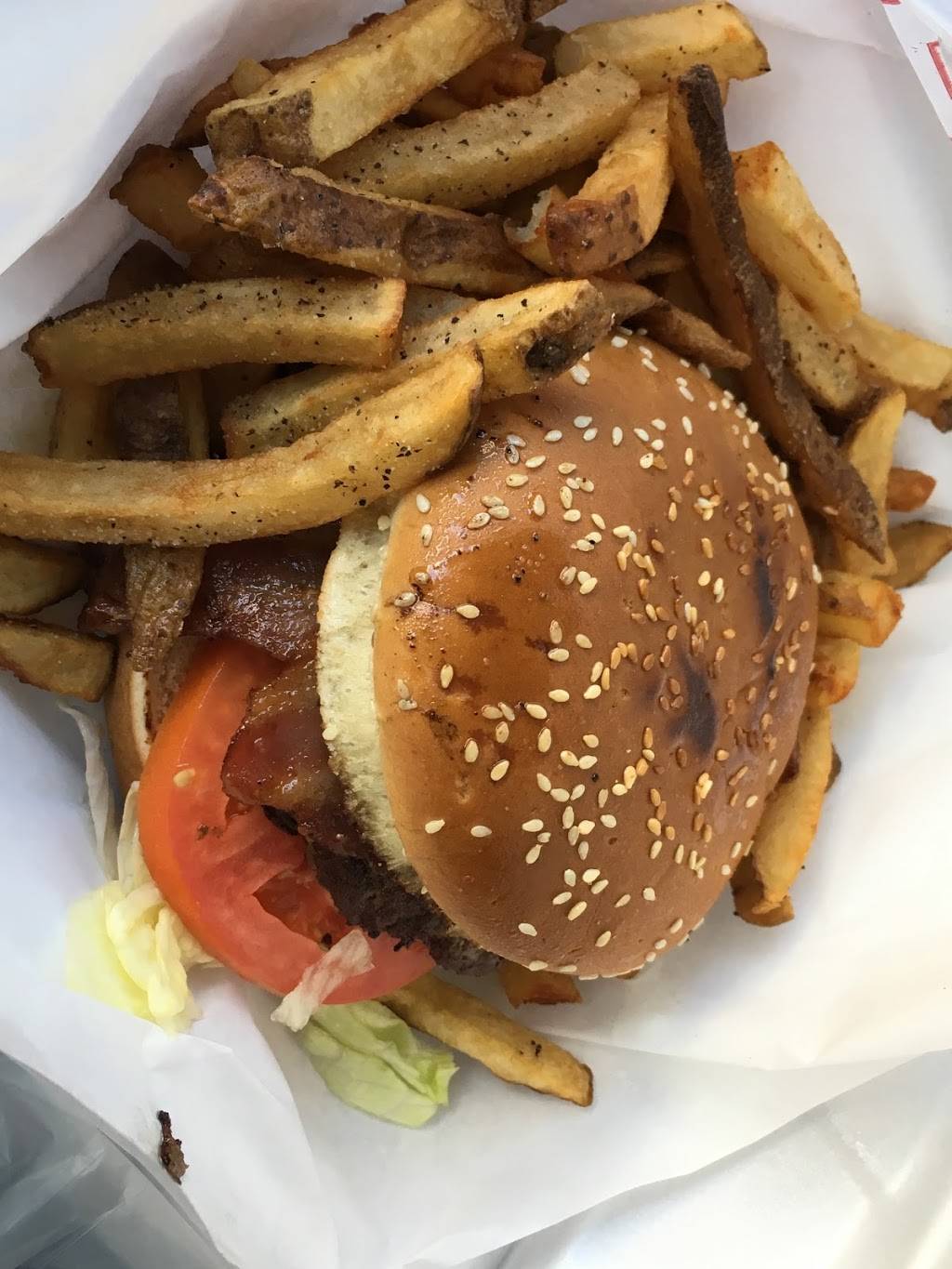 Babes Old Fashioned Food | restaurant | 9207 Huebner Rd, San Antonio, TX 78240, USA | 2105612222 OR +1 210-561-2222