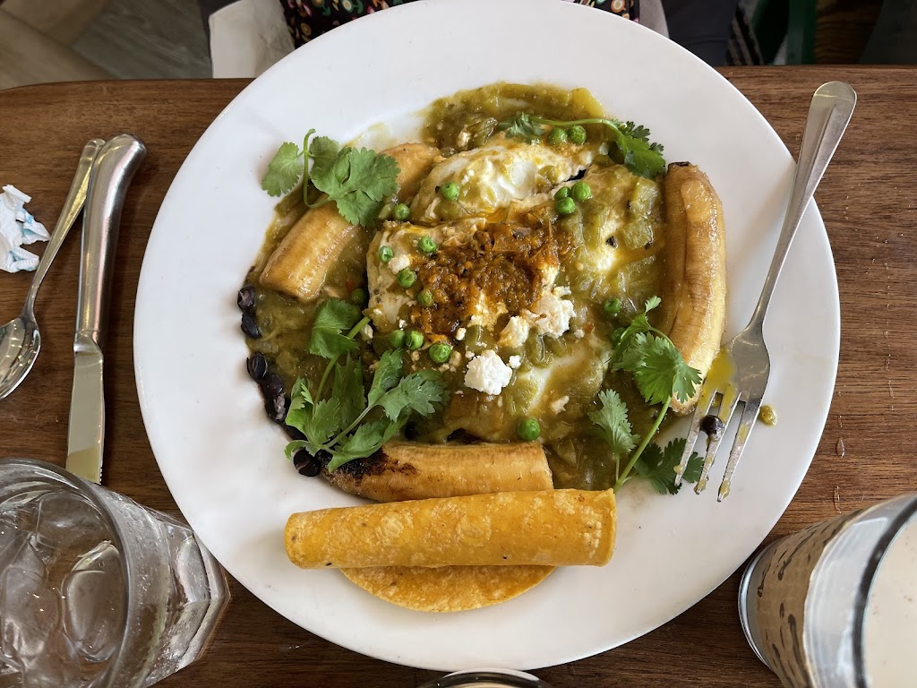 Cafe Pasquals | restaurant | 121 Don Gaspar Ave, Santa Fe, NM 87501, USA | 5059839340 OR +1 505-983-9340