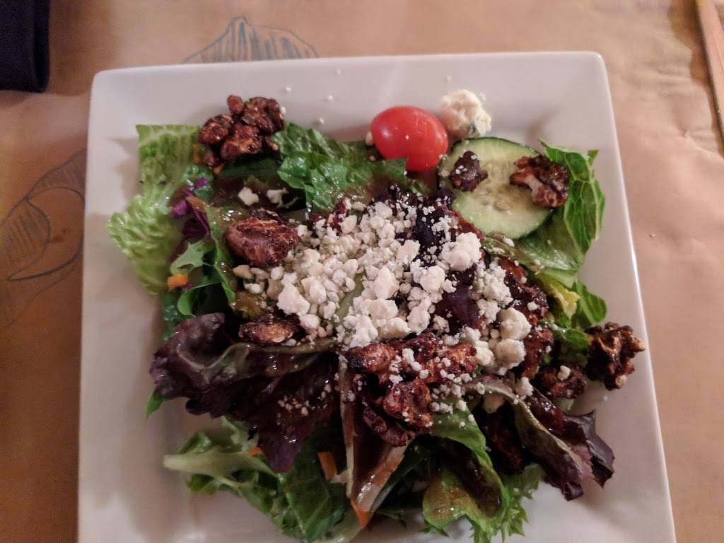 Grizzly Grill | restaurant | 250 Bonta St, Blairsden, CA 96103, USA | 5308361300 OR +1 530-836-1300