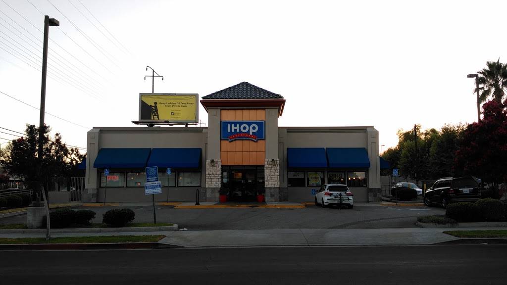 IHOP | restaurant | 21103 Devonshire St, Chatsworth, CA 91311, USA | 8187008398 OR +1 818-700-8398