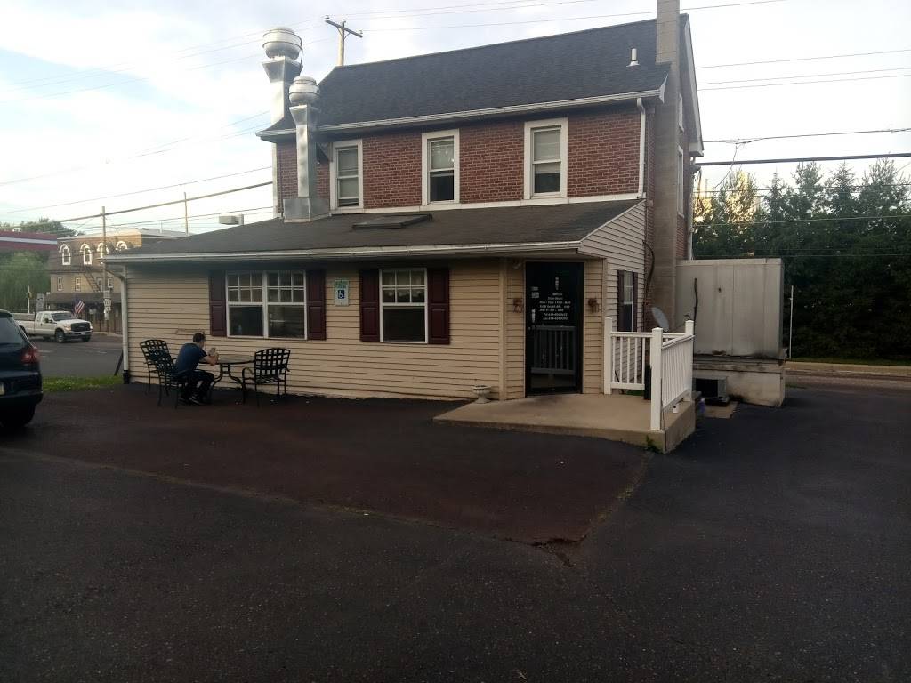 MAIN PIZZA LLC | restaurant | 117 Gravel Pike, Collegeville, PA 19426, USA | 6104540123 OR +1 610-454-0123