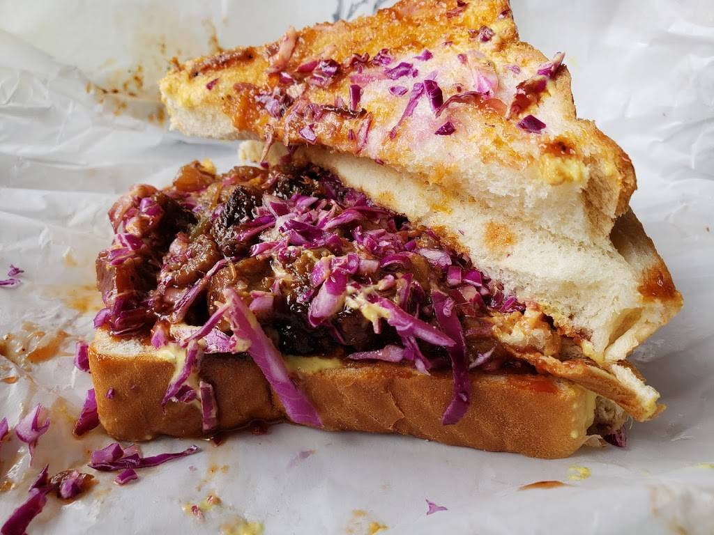 Dignowity Meats | restaurant | 1701 E Houston St, San Antonio, TX 78202, USA | 2104621496 OR +1 210-462-1496