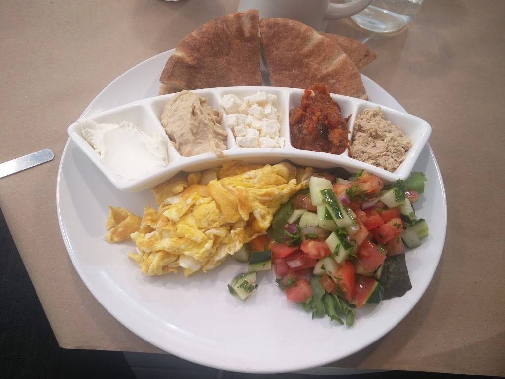 Effys Cafe | restaurant | 104 W 96th St, New York, NY 10025, USA | 2122806200 OR +1 212-280-6200