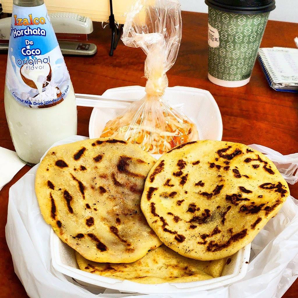 La Esquinita Deli Restaurant | restaurant | 112 Sheridan Blvd, Inwood, NY 11096, USA | 5168370206 OR +1 516-837-0206