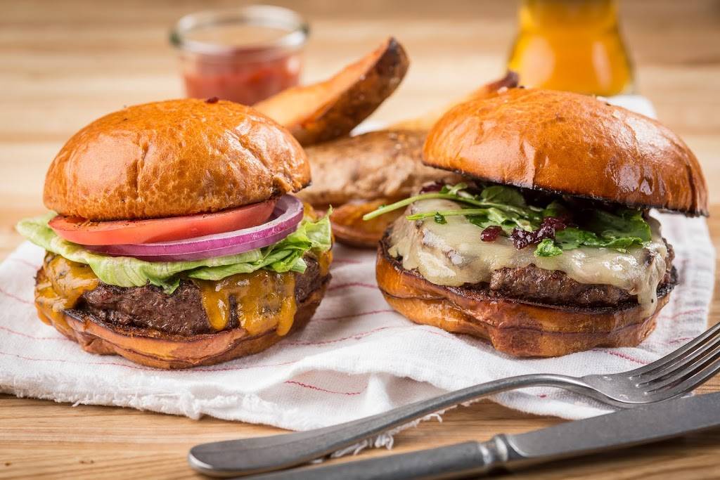 Make Room For Truman | restaurant | 550 W Touhy Ave, Park Ridge, IL 60068, USA | 8476926205 OR +1 847-692-6205