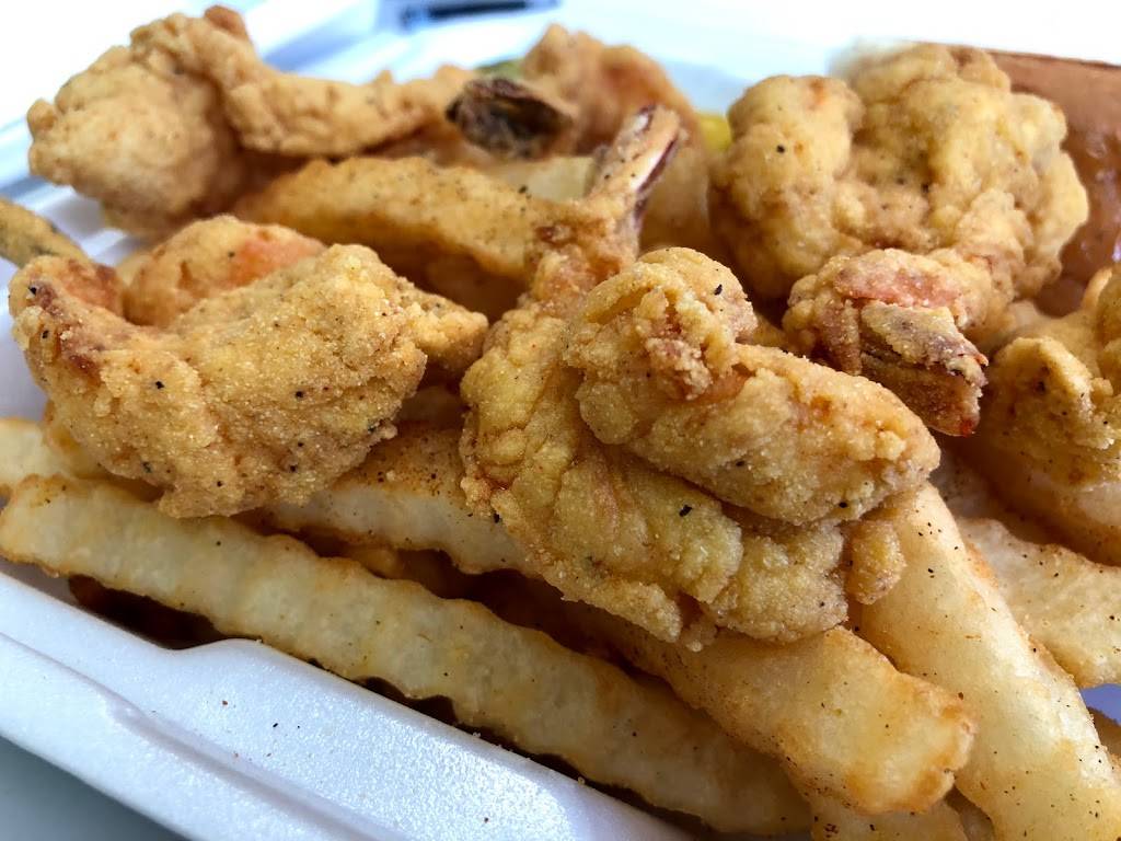 Louisiana Hometown Seafood Fish And Tacos | restaurant | 17944 S Avalon Blvd, Carson, CA 90746, USA | 3105385889 OR +1 310-538-5889