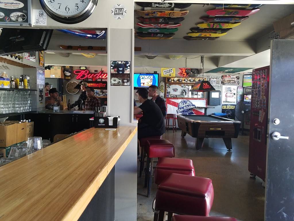 Cassidys Bar & Grill | restaurant | 2603 Newport Blvd, Newport Beach, CA 92663, USA | 9496758949 OR +1 949-675-8949