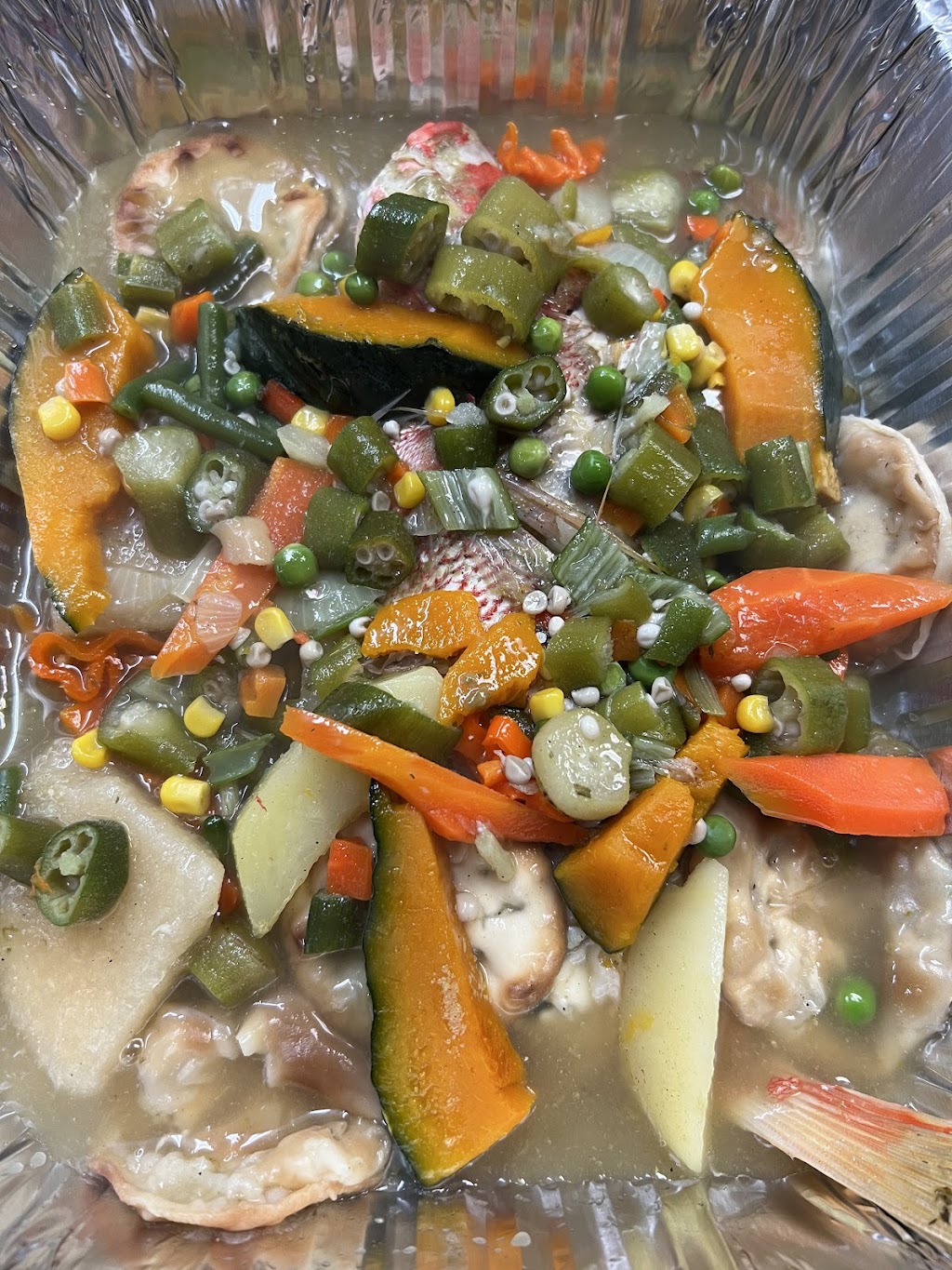 Likkle Hellshire Restaurant & Bar | restaurant | 290 Watchung Ave, West Orange, NJ 07052, USA | 8622526308 OR +1 862-252-6308