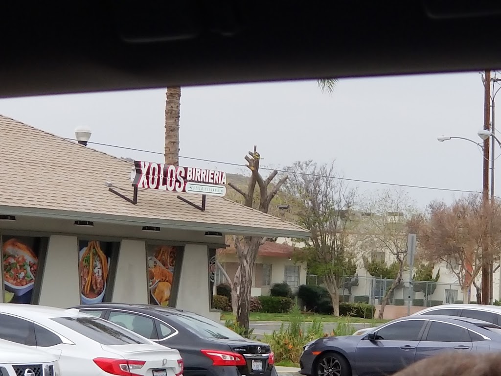 Birrieria Xolos | restaurant | 9696 Magnolia Ave, Riverside, CA 92503, USA | 9513761226 OR +1 951-376-1226