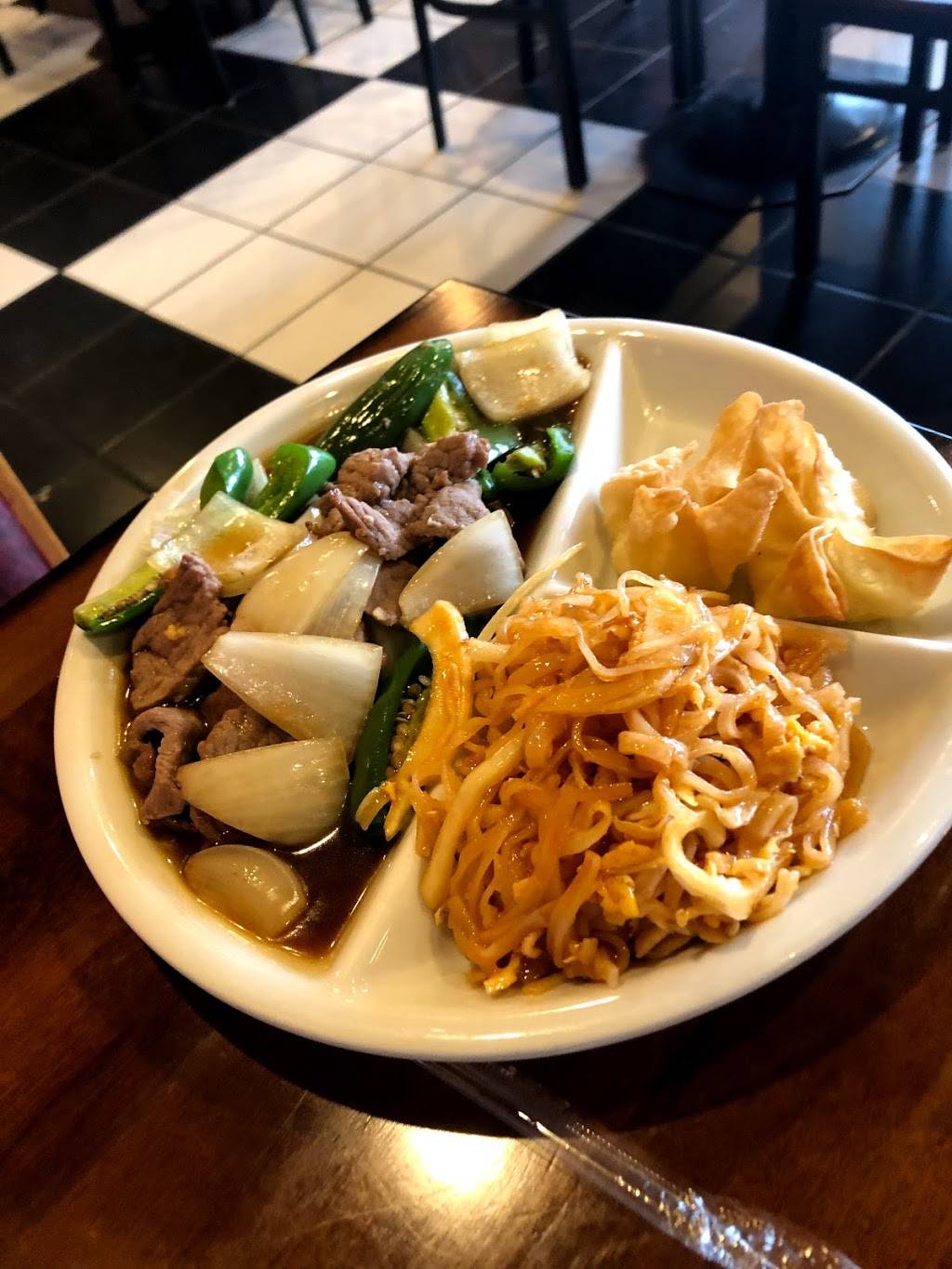 Thailand Restaurant | restaurant | 719 MO-7 B, Blue Springs, MO 64015, USA | 8162293292 OR +1 816-229-3292