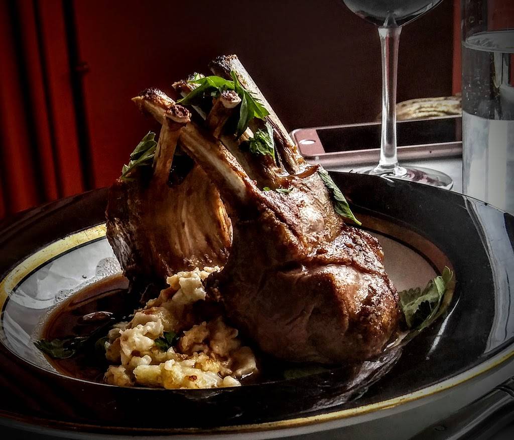 Bar Les Freres | restaurant | 7637 Wydown Blvd, Clayton, MO 63105, USA | 3147258880 OR +1 314-725-8880