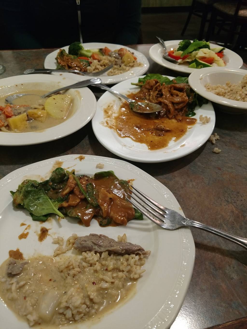 Chili Basil Thai Grill | restaurant | 18505 Alderwood Mall Pkwy suite f, Lynnwood, WA 98037, USA | 4256721155 OR +1 425-672-1155