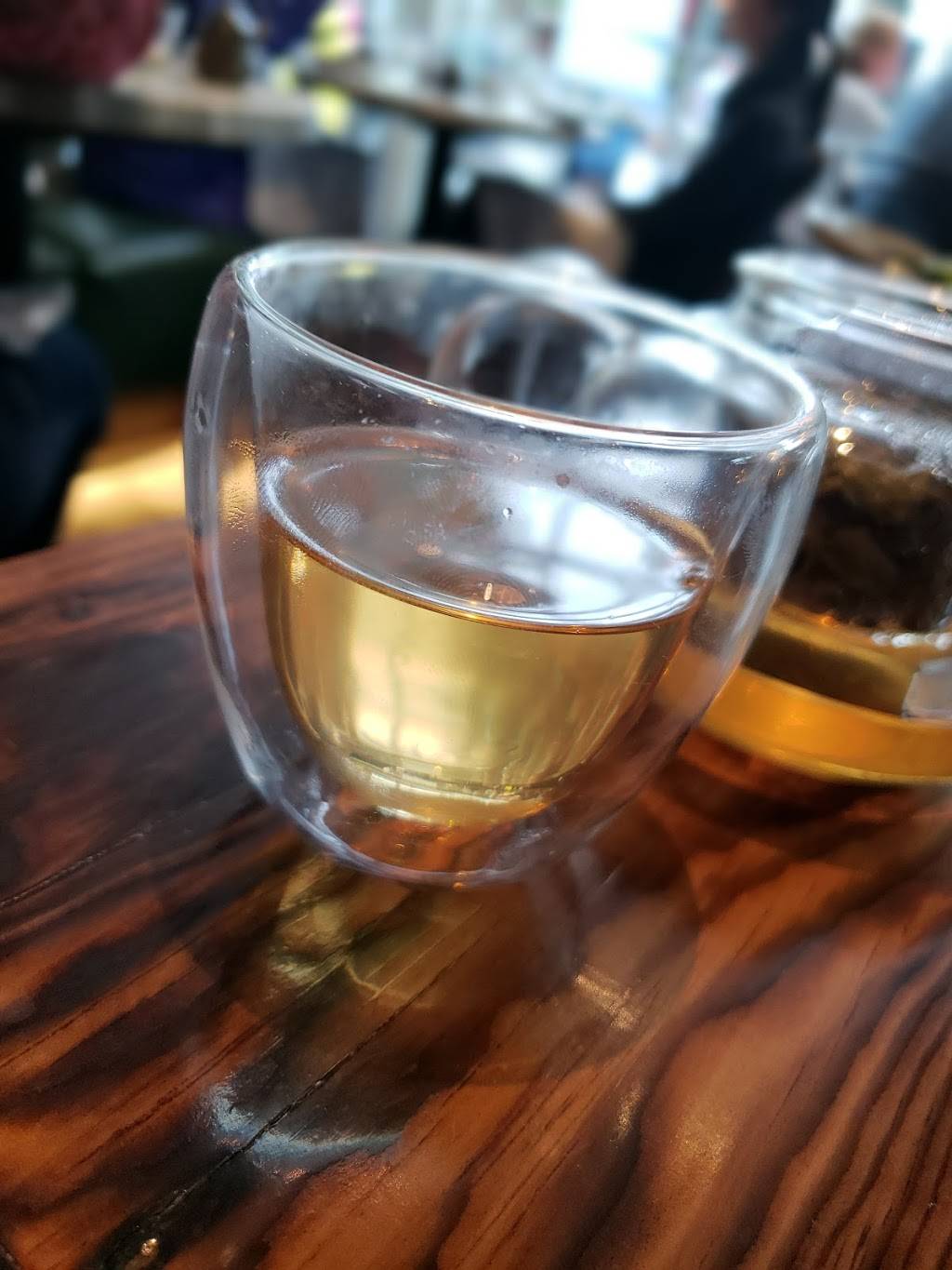 Tuna Bar | restaurant | 205 Race St, Philadelphia, PA 19106, USA | 2152388862 OR +1 215-238-8862