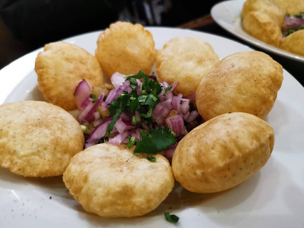 Rajdhani Sweets and Restaurant | restaurant | 2260 Bovaird Dr E Unit#106, Brampton, ON L6R 1Z1, Canada | 9057899901 OR +1 905-789-9901