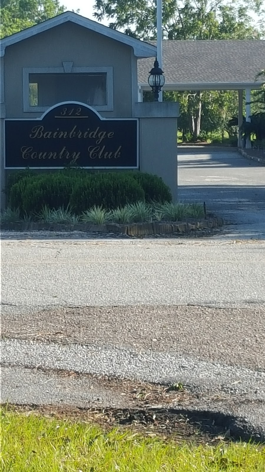 Bainbridge Country Club | restaurant | 312 Country Club Rd, Bainbridge, GA 39819, USA | 2292461986 OR +1 229-246-1986