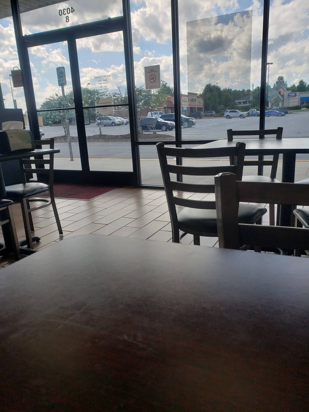 American deli (bet Walmart & Home depot) | restaurant | 4030 Lawrenceville Hwy, Lilburn, GA 30047, USA | 7709316800 OR +1 770-931-6800