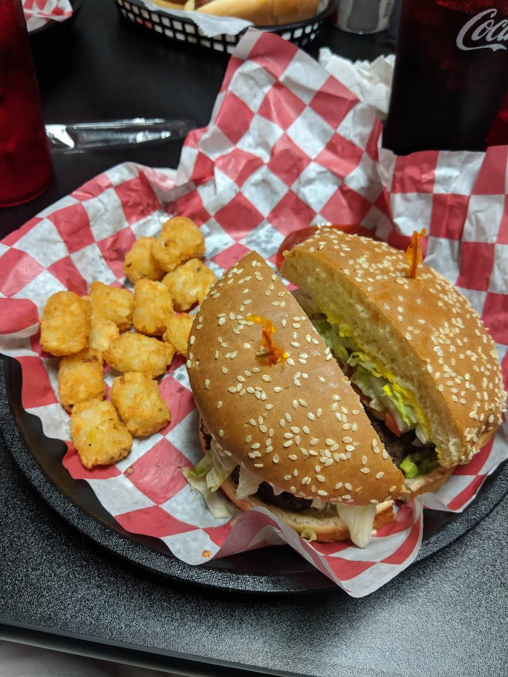 Fresh Burger Grill | restaurant | 33 Legion St, Ringgold, GA 30736, USA | 7069522202 OR +1 706-952-2202