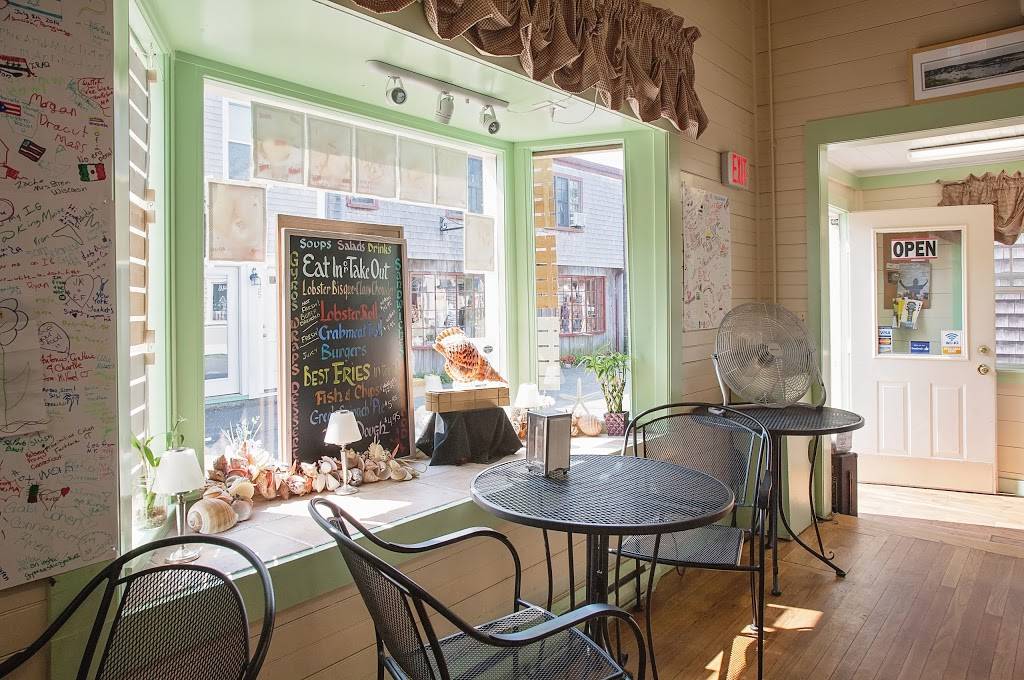 Bearskin Neck Bistro Inc. | restaurant | 32 Bearskin Neck, Rockport, MA 01966, USA | 9785463334 OR +1 978-546-3334